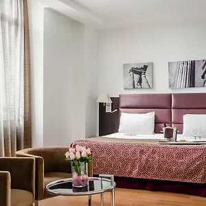 **** Hotel Eurostars Aeterna Italy