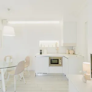  Apartment 51 White Italy