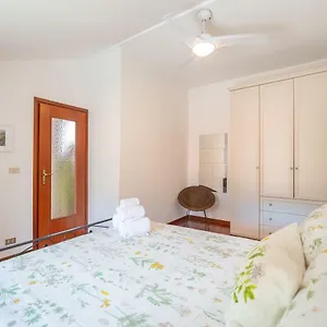  Holiday home Luisa's House Italy